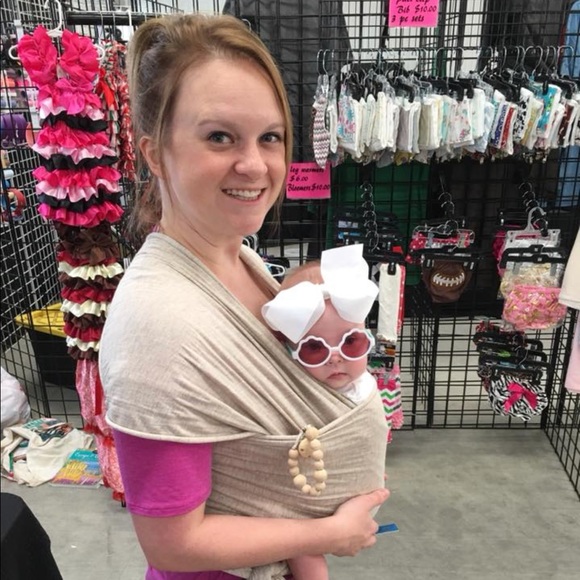 Meet your Posher, Allie - Picture 2 of 3